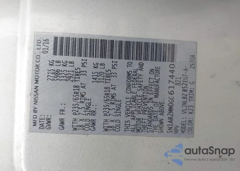 2016 Nissan Pathfinder Platinum/S/Sl/Sv z USA, uszkodzony, nr VIN 5N1AR2MM0GC617440